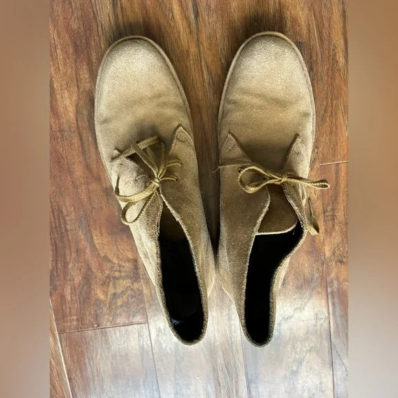 Clarks Boots Size Ten - Picture 6 of 7